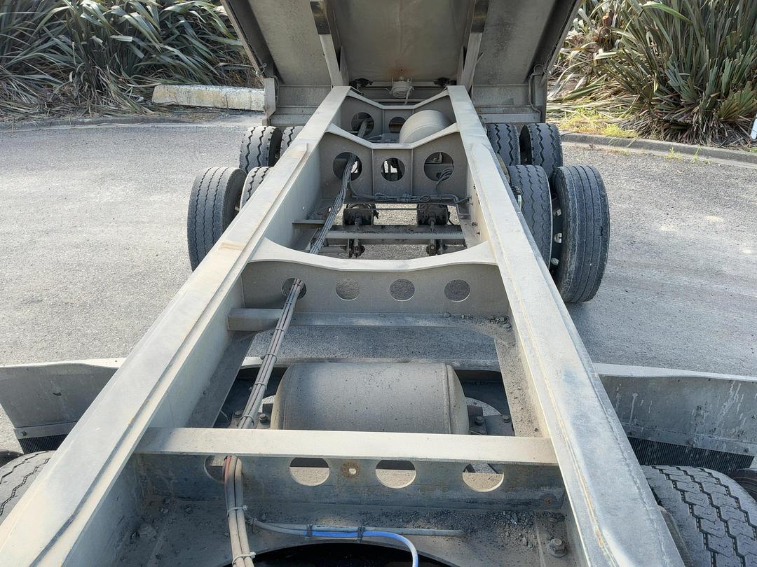 Photo '30' of TRANSPORT TRAILERS 4A TIPPING TUB TRAILER Tipper Trailer