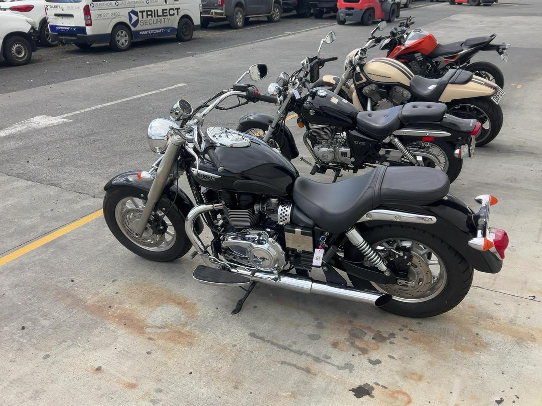 Photo '4' of Triumph BONNEVILLE AMERICA A3 MK6 Photo '4' of Triumph BONNEVILLE AMERICA A3 MK6