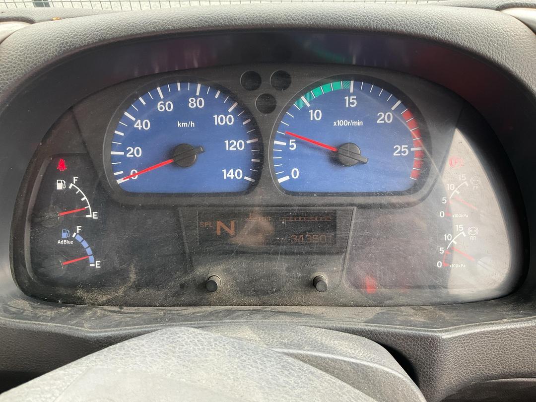 Photo '13' of UD Trucks GW26420 Tractor Unit