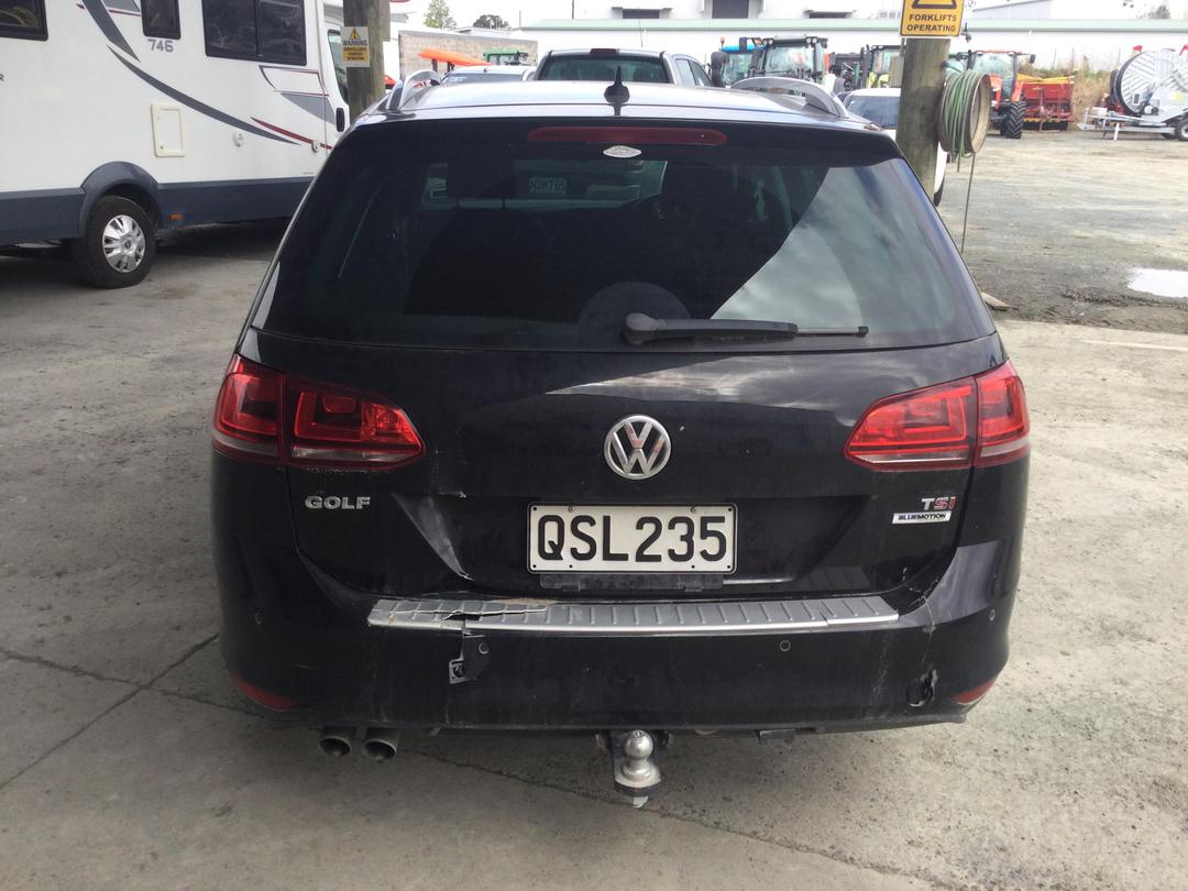 Photo '6' of Volkswagen Golf