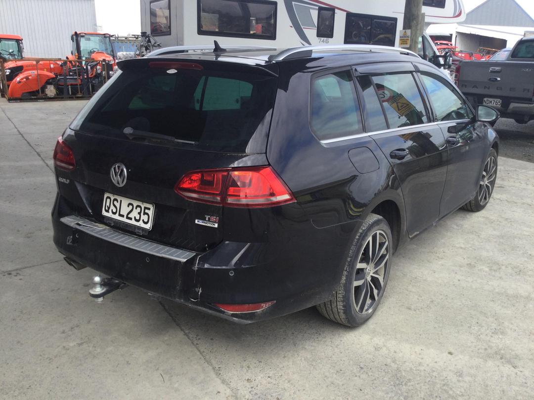 Photo '7' of Volkswagen Golf