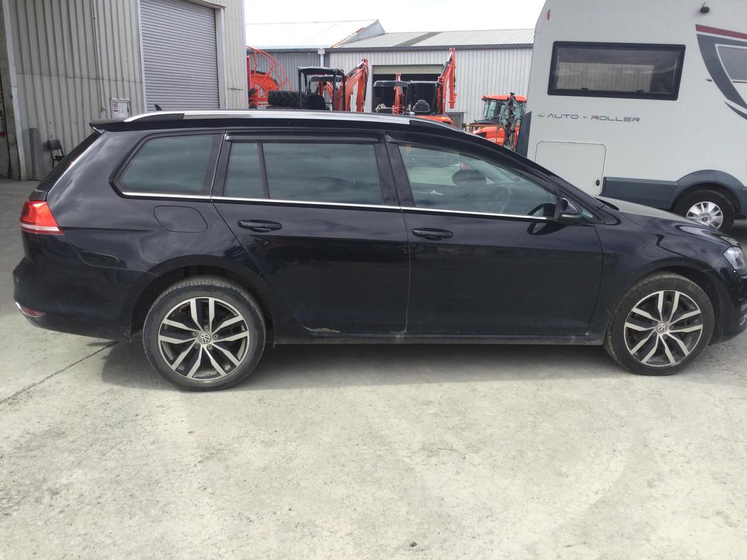 Photo '8' of Volkswagen Golf