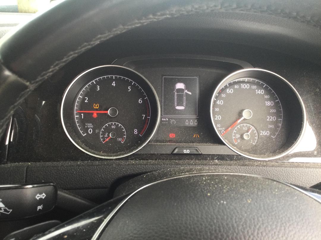 Photo '9' of Volkswagen Golf