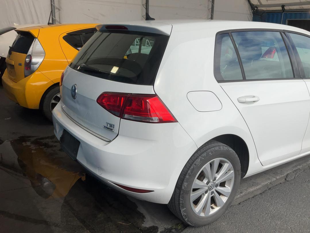 Photo '6' of Volkswagen Golf 1.2 / 77KW (DSG) Photo '6' of Volkswagen Golf 1.2 / 77KW (DSG)