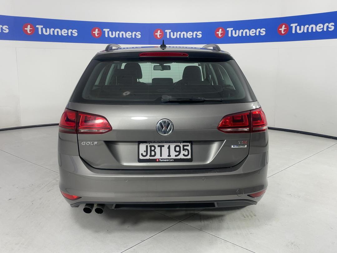 Photo '6' of Volkswagen Golf