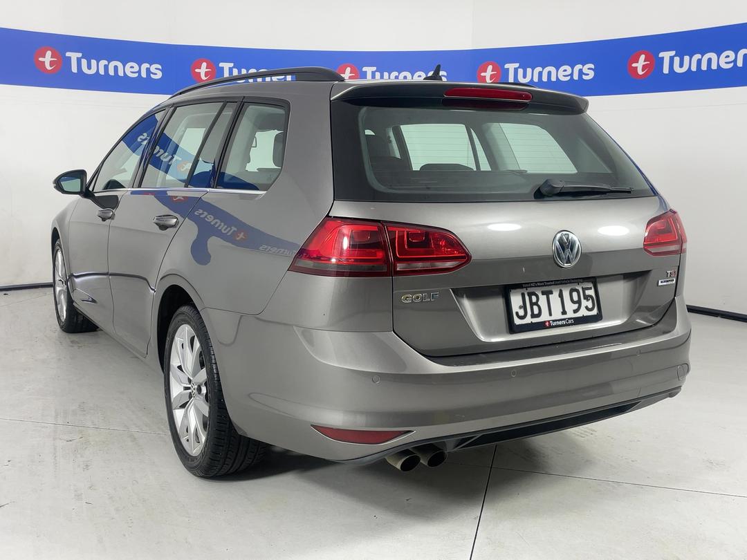Photo '5' of Volkswagen Golf