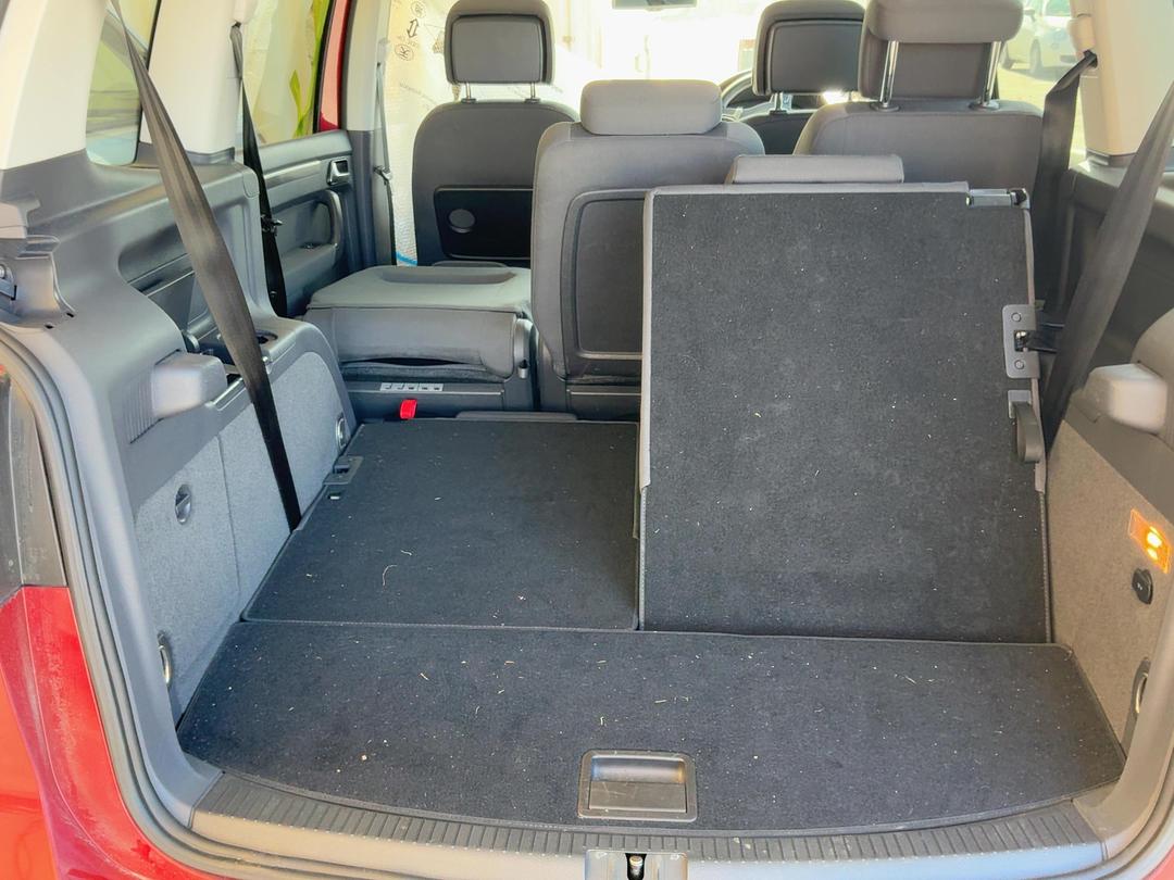 Photo '7' of Volkswagen Golf Touran