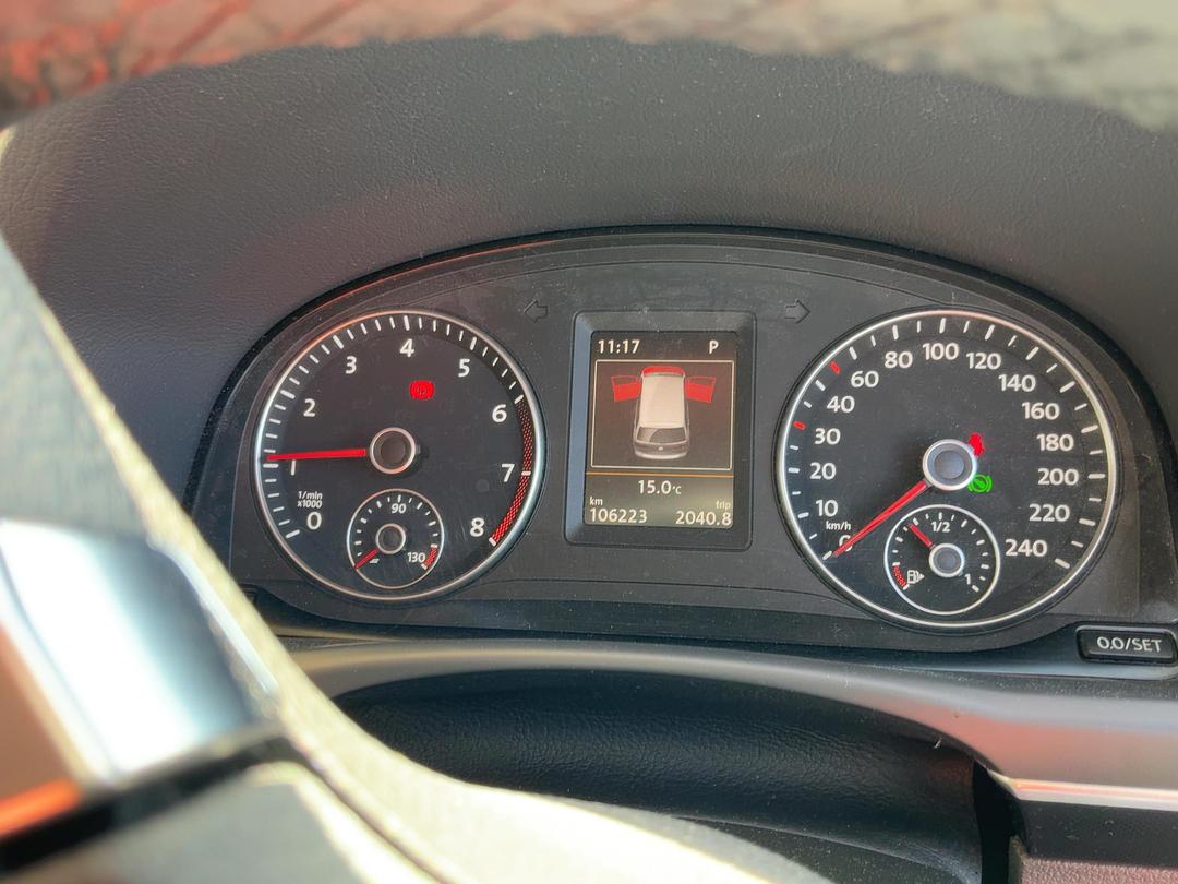 Photo '15' of Volkswagen Golf Touran