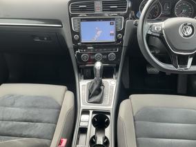 Photo '18' of Volkswagen Golf