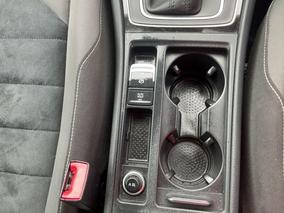 Photo '32' of Volkswagen Golf
