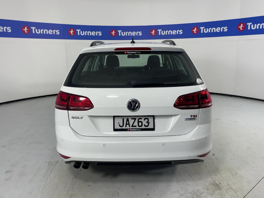 Photo '6' of Volkswagen Golf