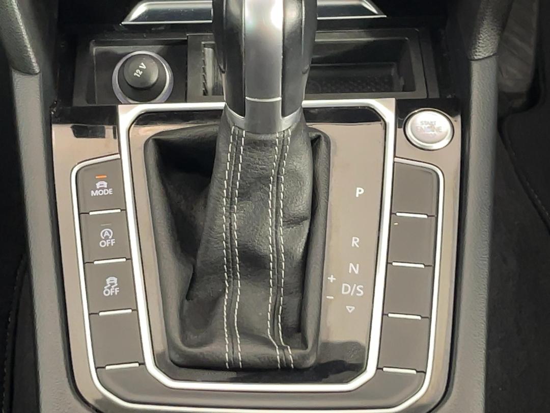 Photo '26' of Volkswagen Passat