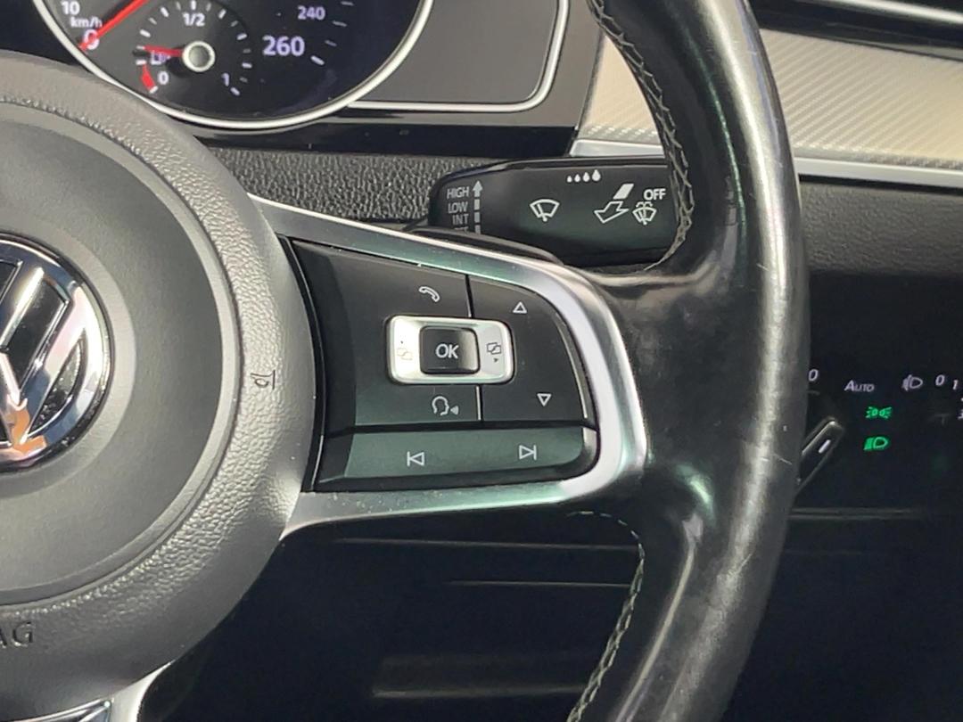 Photo '27' of Volkswagen Passat