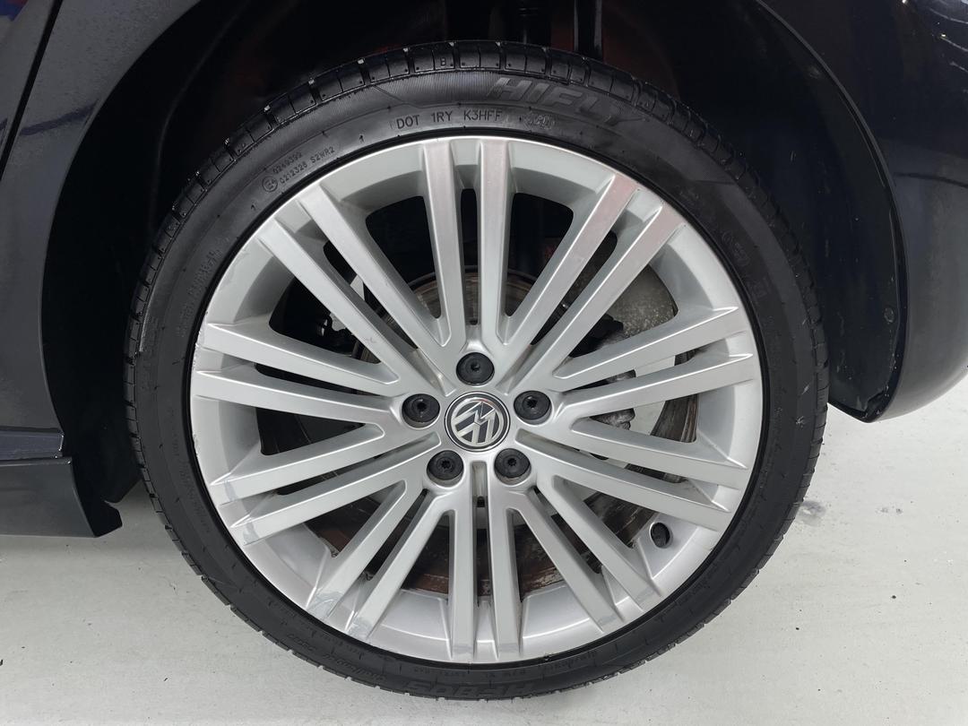 Photo '11' of Volkswagen Polo