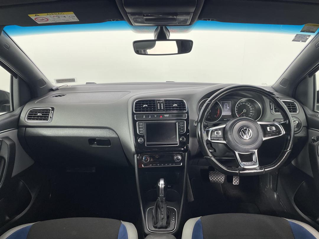 Photo '17' of Volkswagen Polo