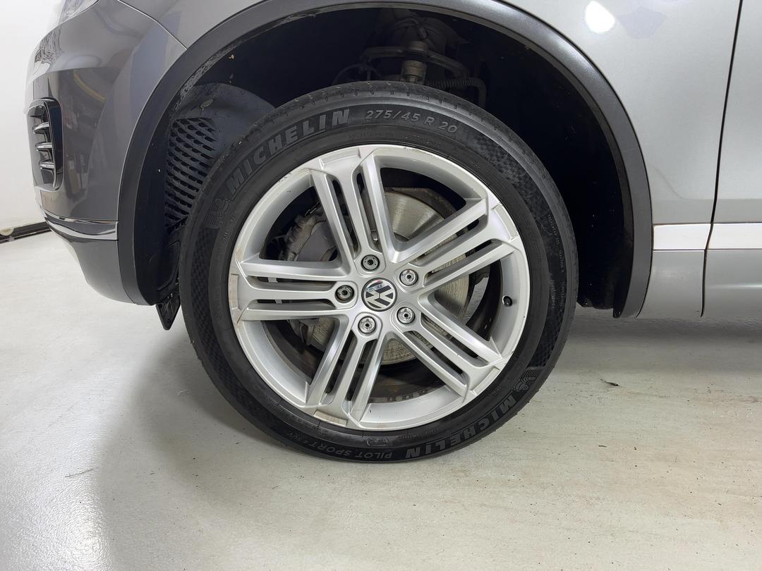 Photo '10' of Volkswagen Touareg