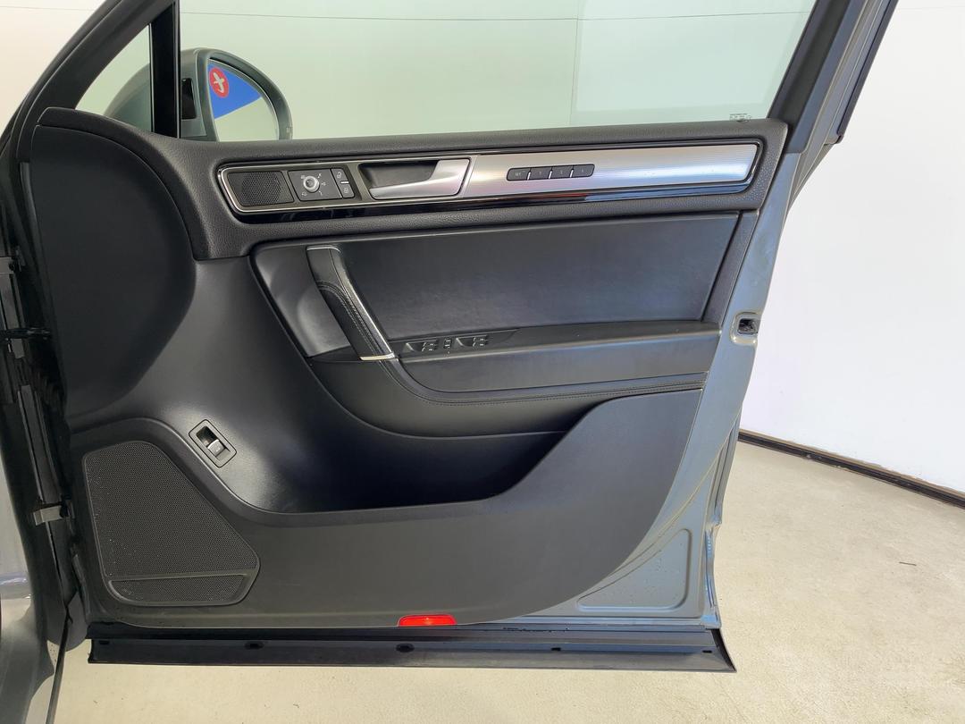 Photo '15' of Volkswagen Touareg