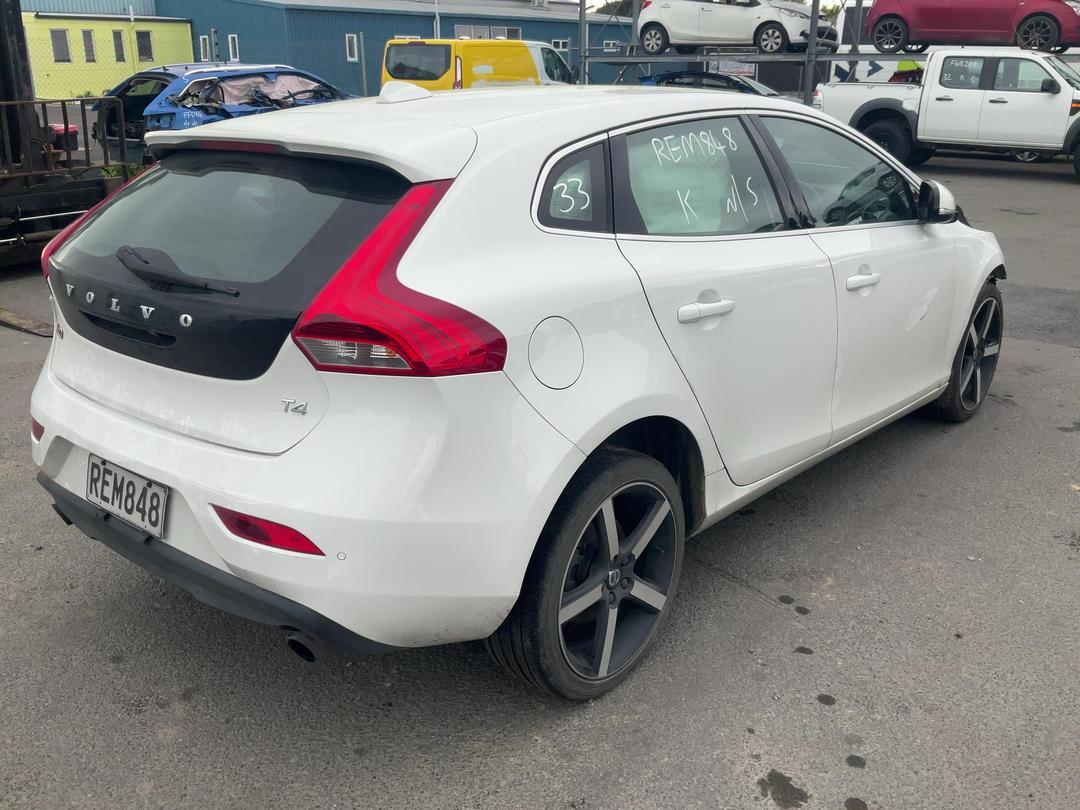 Photo '7' of Volvo V40