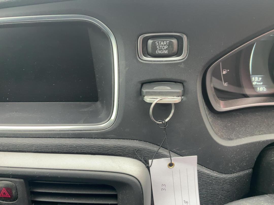 Photo '11' of Volvo V40