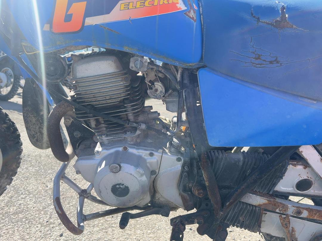 Photo '14' of Yamaha AG200 Photo '14' of Yamaha AG200