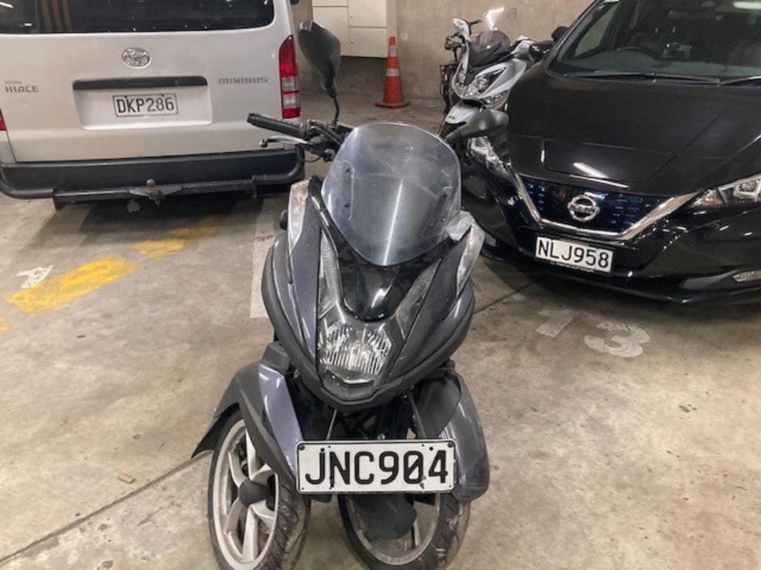 Photo '7' of Yamaha MW 125F