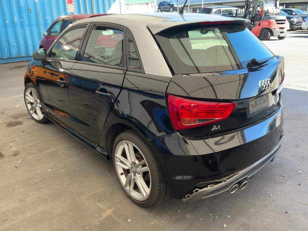 Photo '4' of Audi A1 A1 Sportback 1.4 TFS Photo '4' of Audi A1 A1 Sportback 1.4 TFS