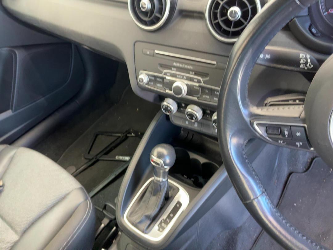 Photo '13' of Audi A1 A1 Sportback 1.4 TFS Photo '13' of Audi A1 A1 Sportback 1.4 TFS