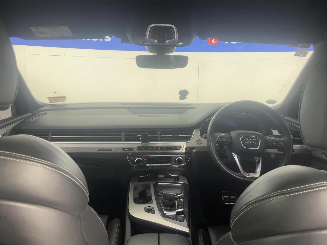 Photo '17' of Audi Q7