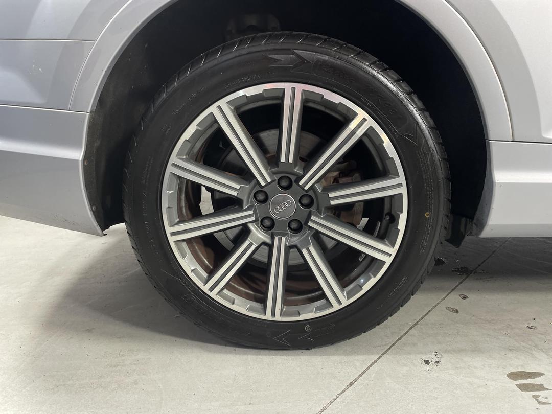 Photo '12' of Audi Q7