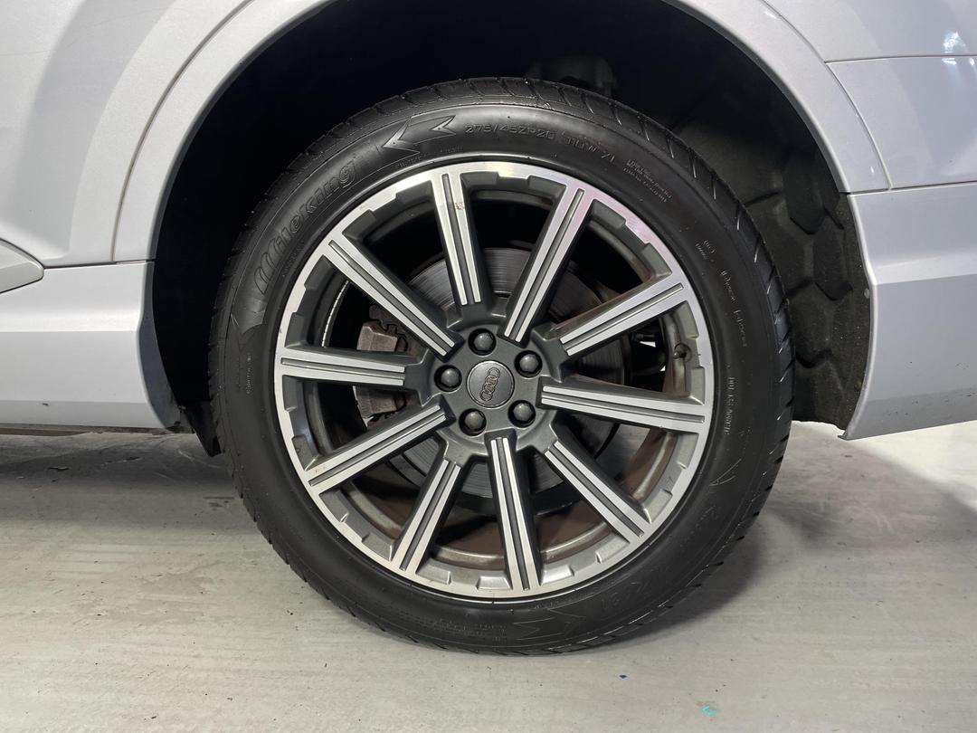 Photo '11' of Audi Q7