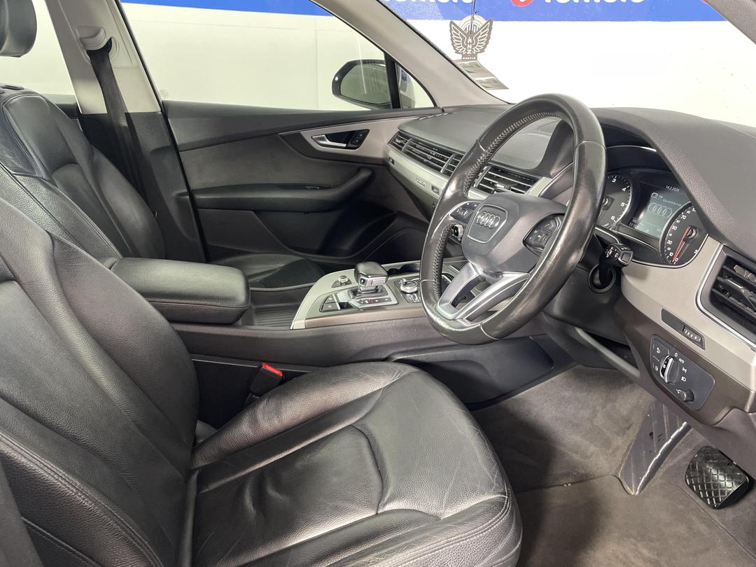 Photo '16' of Audi Q7