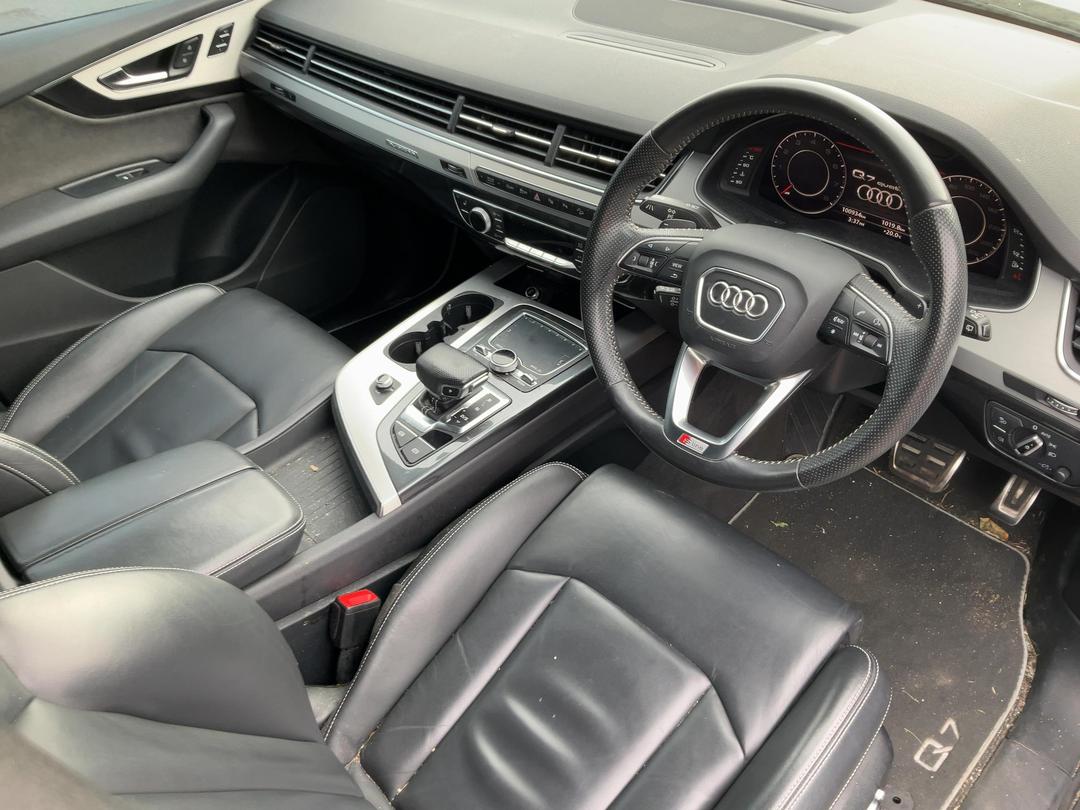 Photo '13' of Audi Q7