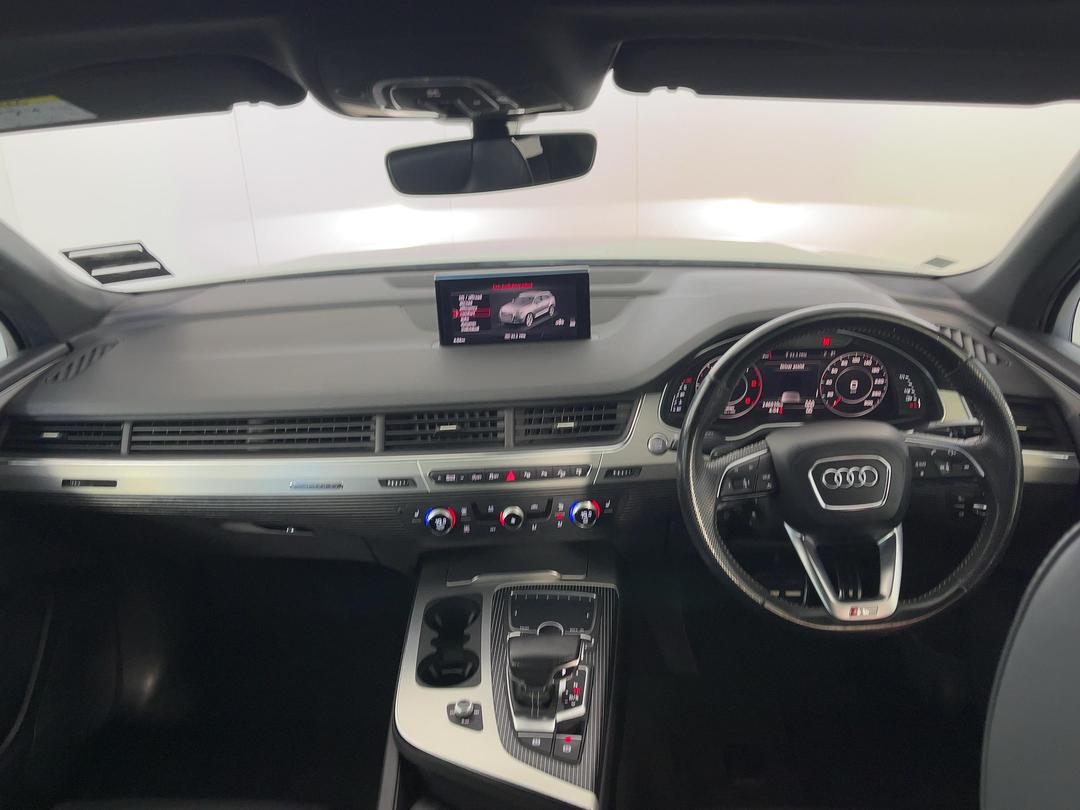 Photo '17' of Audi Q7