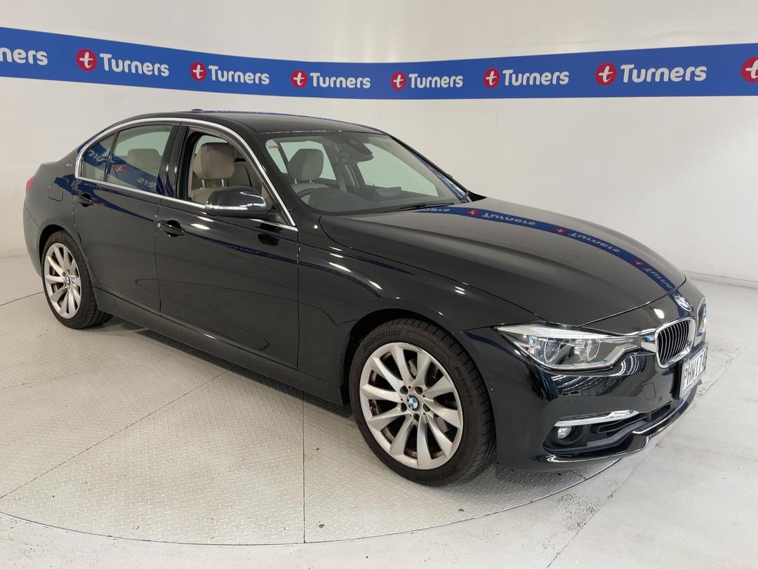 Photo '1' of BMW 330E