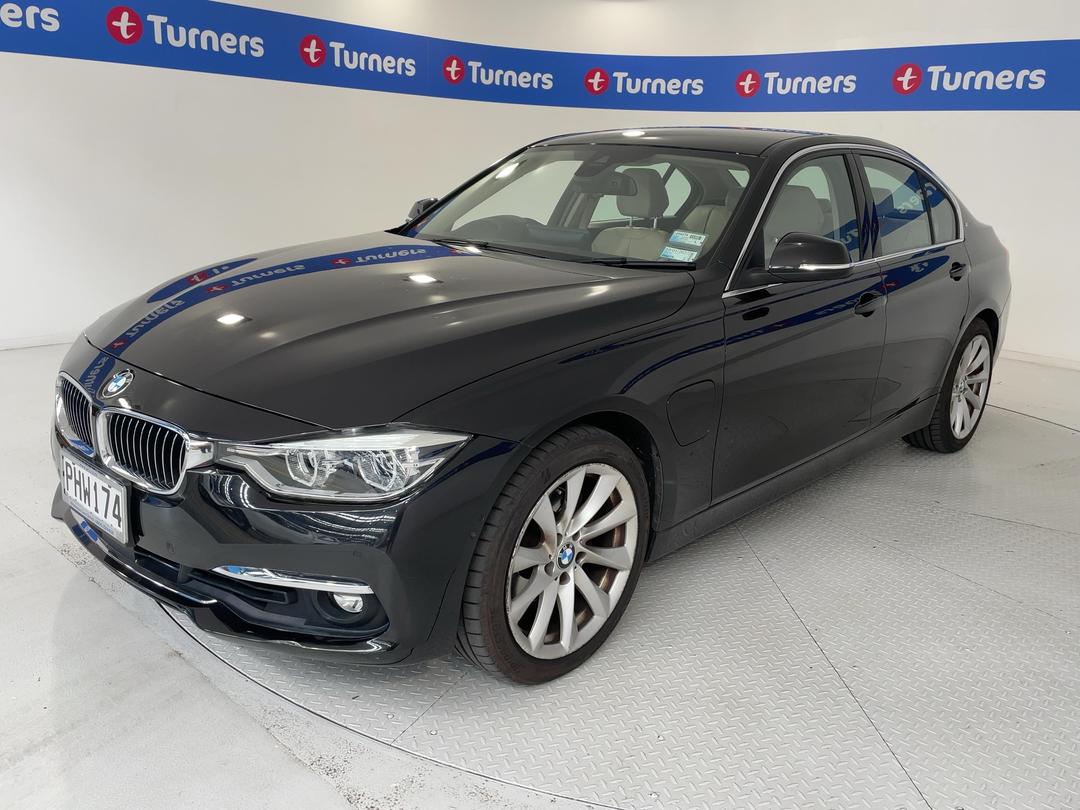 Photo '4' of BMW 330E