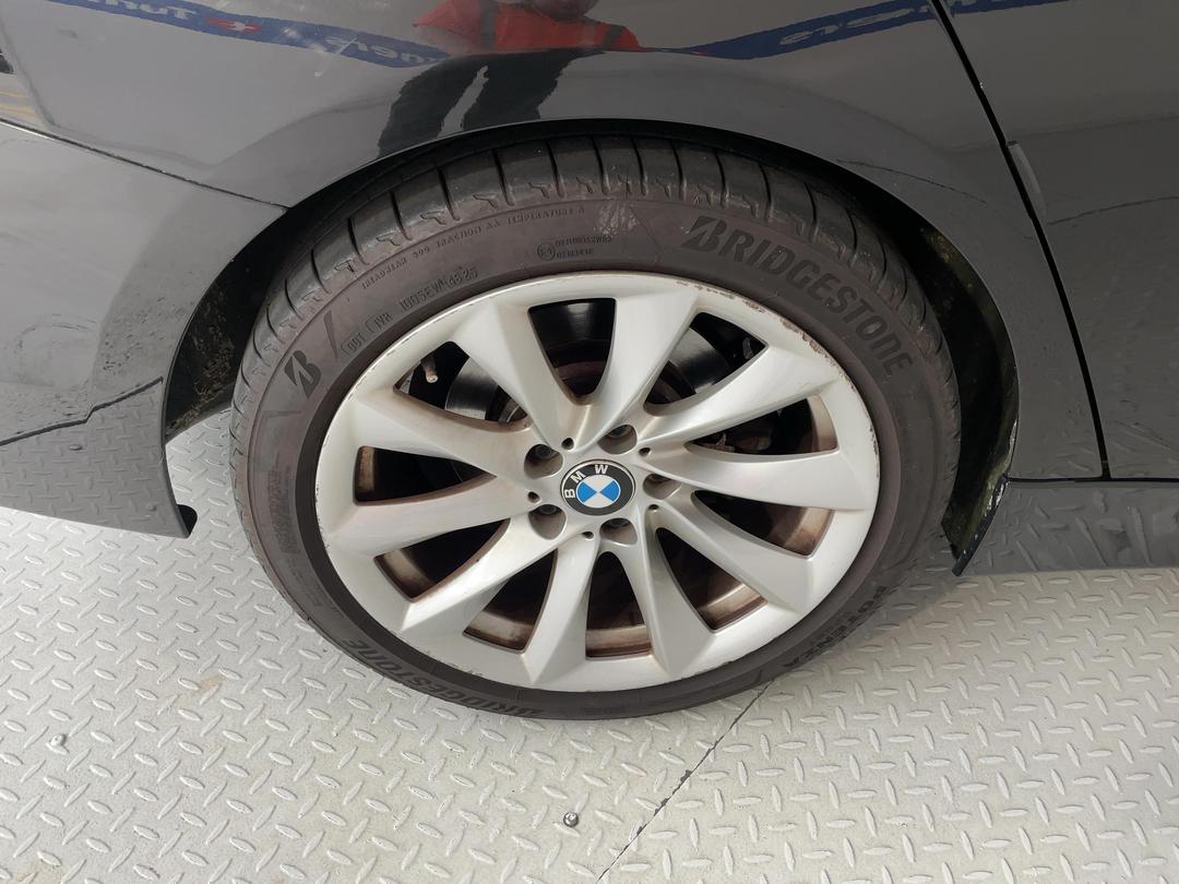 Photo '12' of BMW 330E