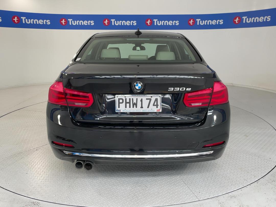 Photo '6' of BMW 330E
