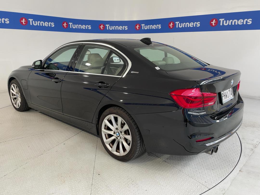 Photo '5' of BMW 330E