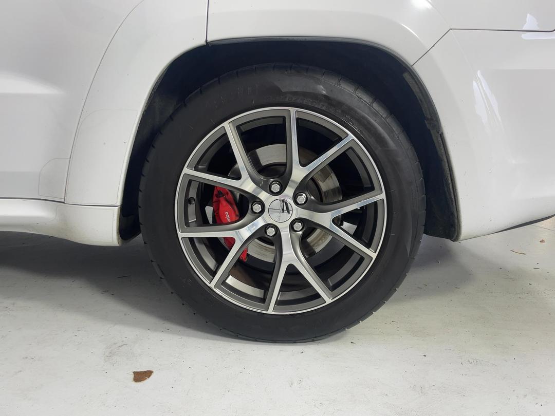 Photo '11' of Chrysler Jeep Grand Cherokee