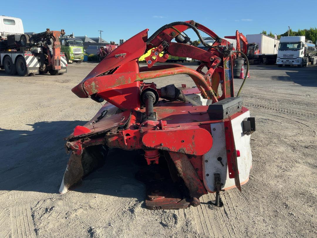 Photo '6' of Circa Kuhn GMD3125F Mower