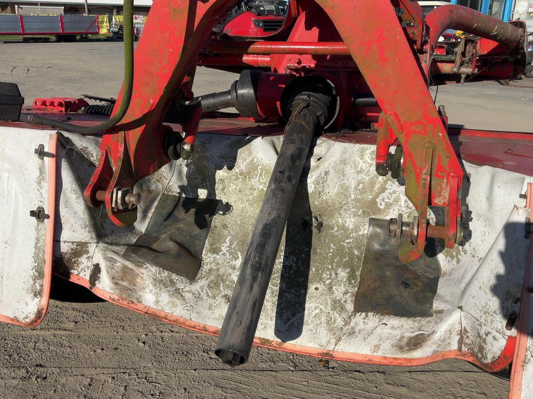 Photo '9' of Circa Kuhn GMD3125F Mower