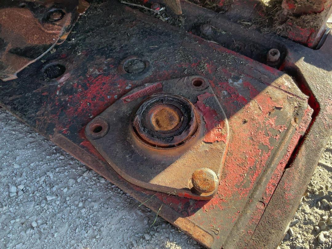 Photo '17' of Circa Kuhn GMD3125F Mower