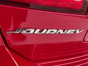 Photo '37' of Dodge Journey
