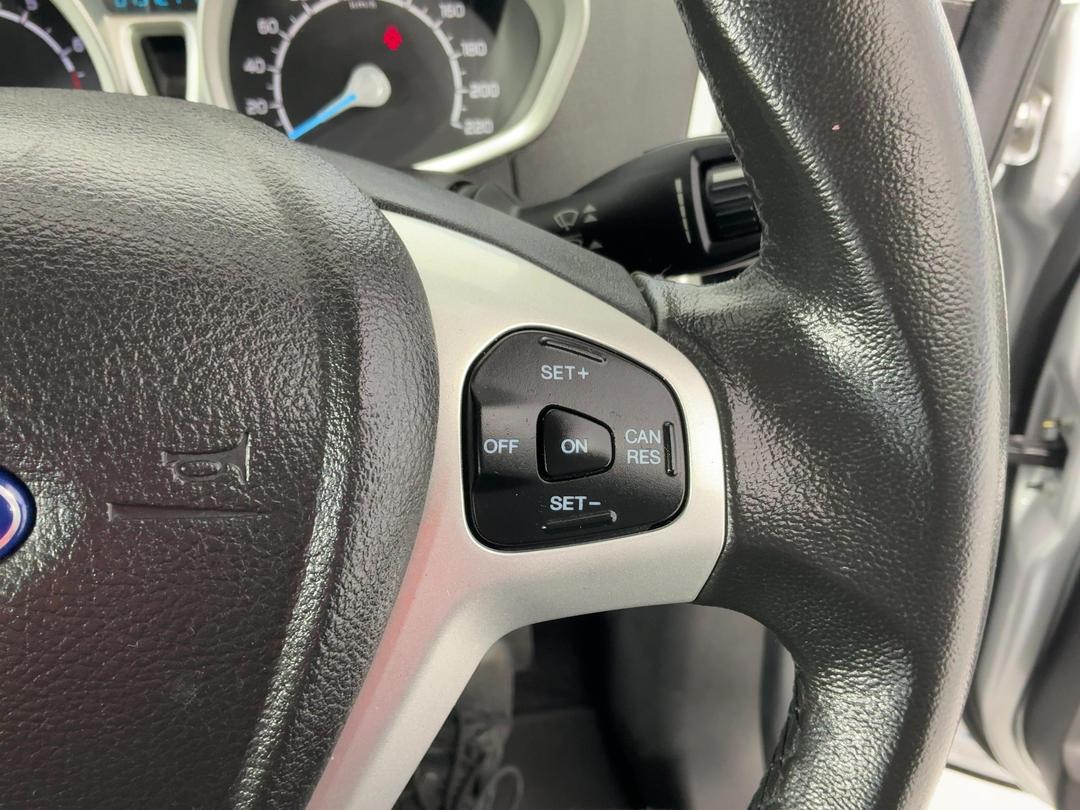 Photo '24' of Ford Ecosport