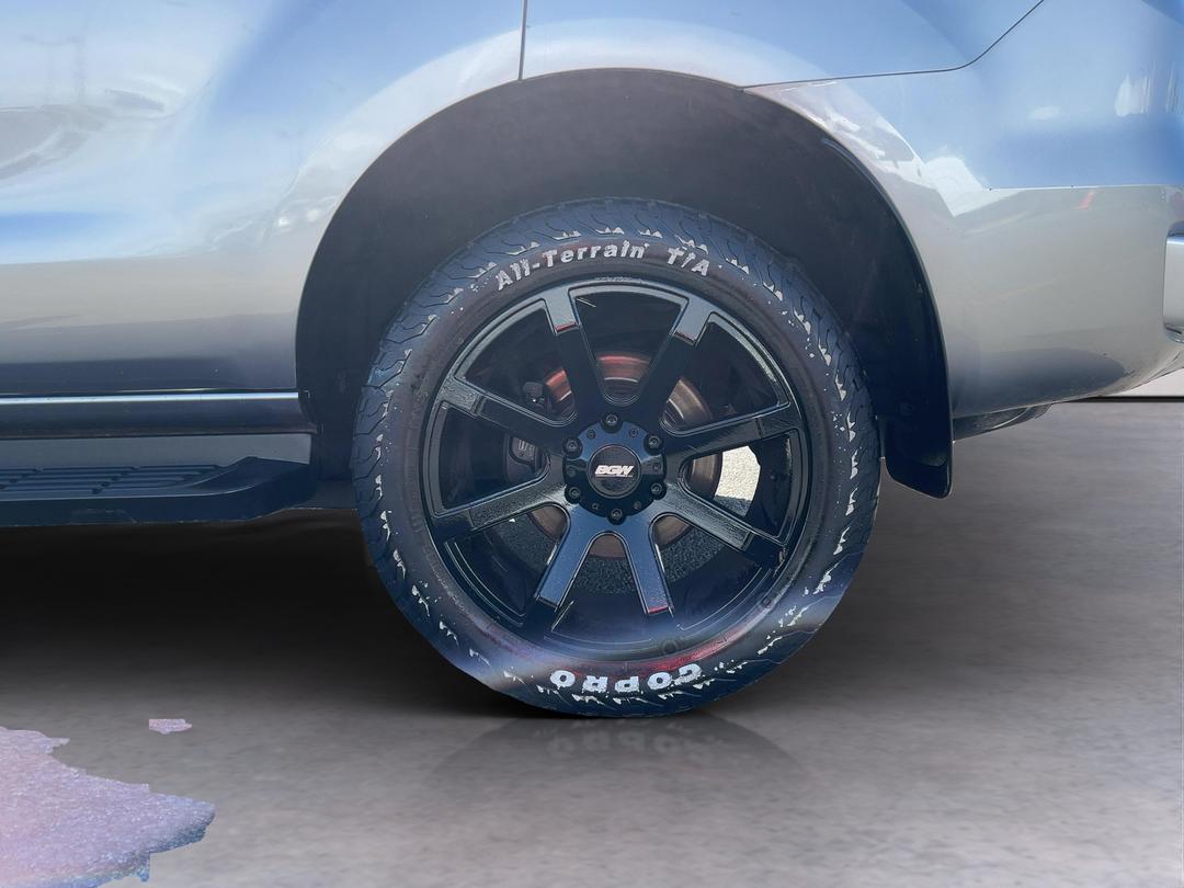Photo '11' of Ford Everest