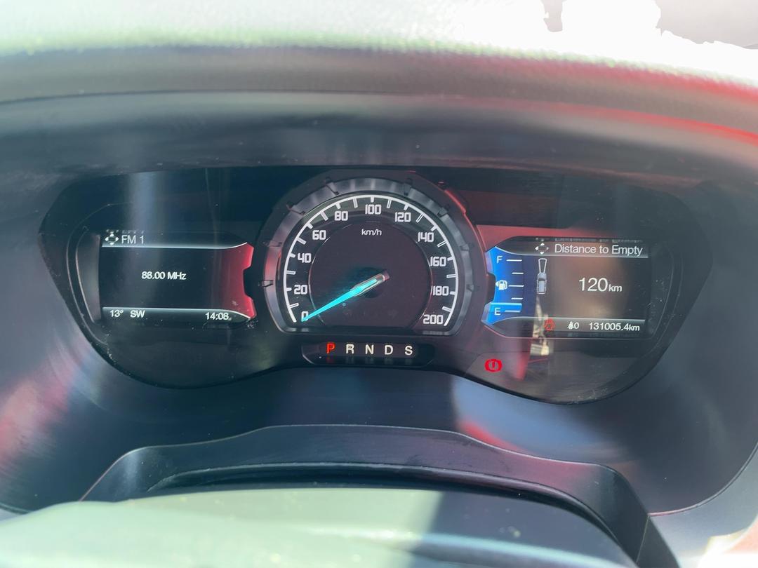 Photo '21' of Ford Everest