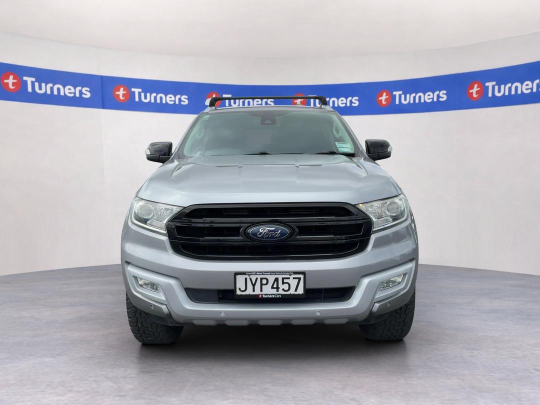Photo '2' of Ford Everest
