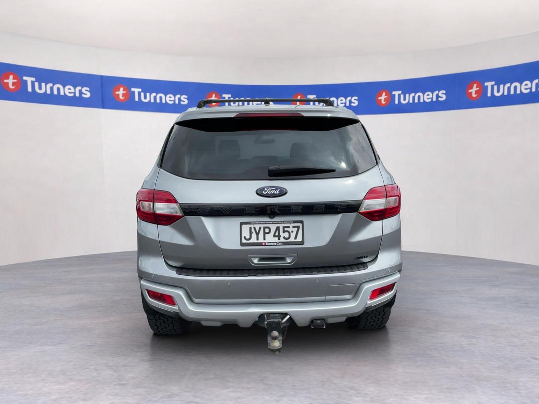 Photo '6' of Ford Everest