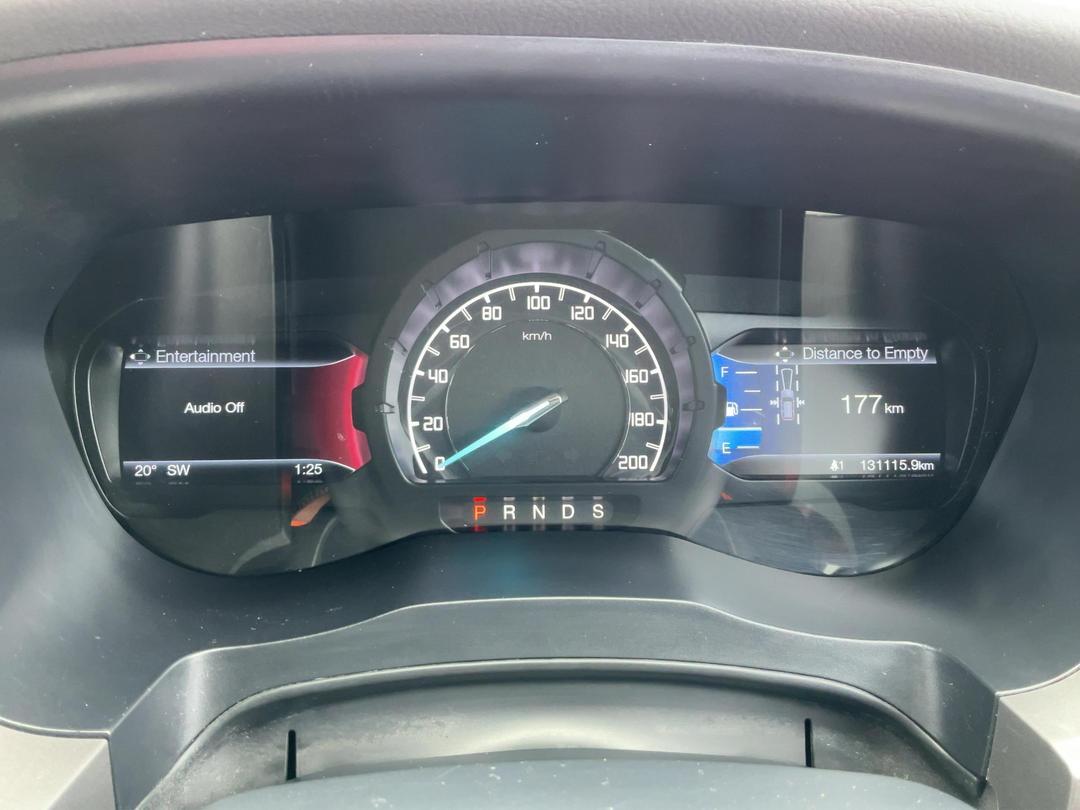 Photo '21' of Ford Everest