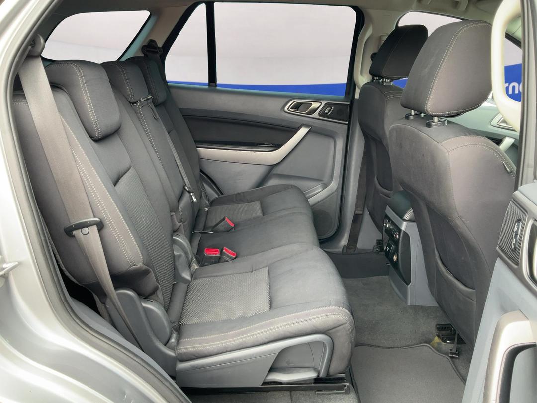 Photo '20' of Ford Everest